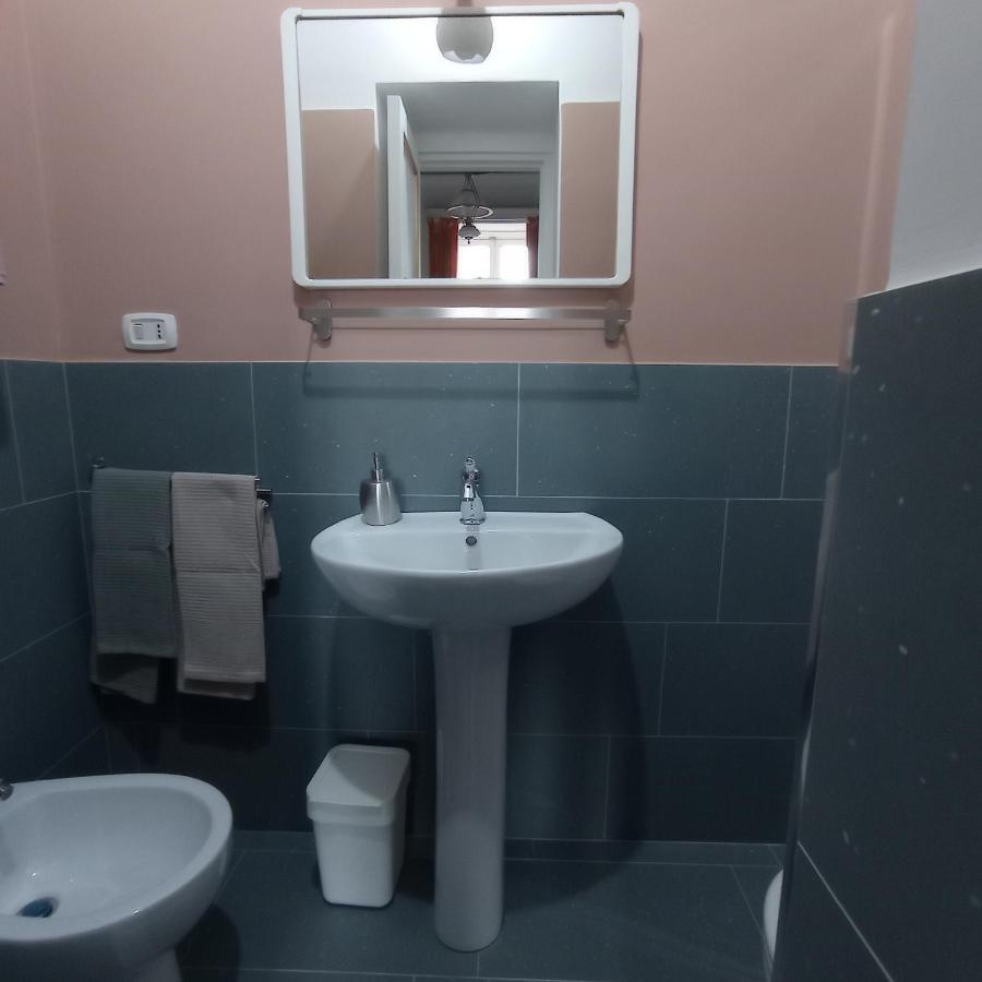 Hotel La Casa Nova Napoli Esterno foto